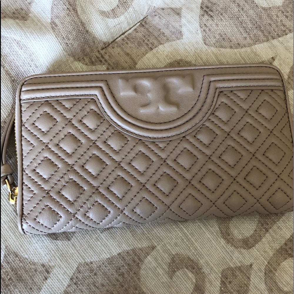 ❌❌❌❌❌SOLD Wallet - Picture 1 of 5
